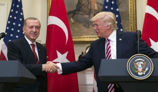 Selon Ankara, Trump accepte de stopper les livraisons d’armes aux Kurdes en Syrie