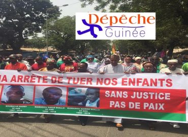 Marche funèbre : l’opposition guinéenne enterre ses militants