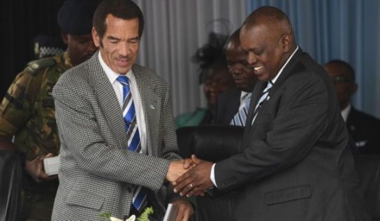Botswana : investiture du nouveau président