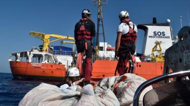 Les migrants interdits d’accès en Italie