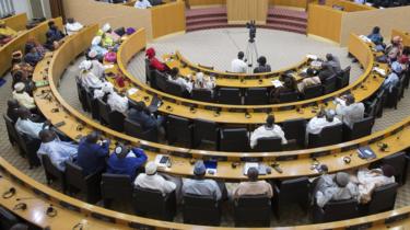 Les candidats en quête de signatures au Sénégal