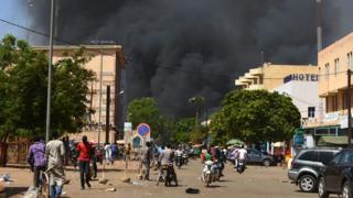 Des attaques font huit morts au Burkina