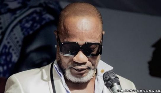 Koffi Olomidé condamné à deux ans de prison avec sursis pour “atteintes sexuelles sur mineure”