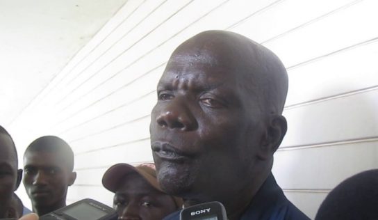 Education : le Slecg interdit la parole à Oumar Tounkara, décide d’arrêter les cours à compter du lundi…