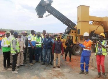 MTP : le ministre Moustapha Naïté se dit « satisfait » de l’évolution des travaux au Foutah