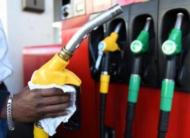 Hydrocarbures: La hausse du prix des carburants “attendue” en Guinée après le mois de ramadan 