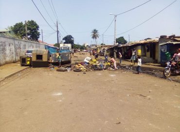 Société: Les citoyens de Bonfi port dans la rue, pour protester contre le manque d’électricité