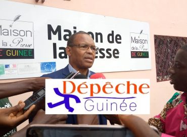 Tierno Monénembo dégaine: “Il faut dire à Alpha Condé que ce n’est pas à 85 ans qu’on commence une carrière de dictateur”