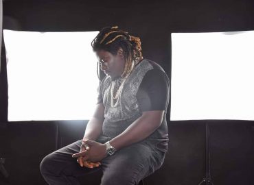 Message émouvant de Singleton : “Le peuple mérite mieux”