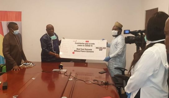 UBA Guinée fait une donation au Ministère de la Santé à hauteur de 960 000 000 millions GNF pour la lutte contre la pandémie Corona virus