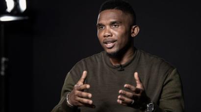 Drogba et Eto’o critiquent “les essais du vaccin contre le Covid-19 sur les Africains”