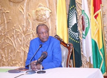 Palais Sékoutoureya : Tout le personnel “non essentiel” mis en congé…