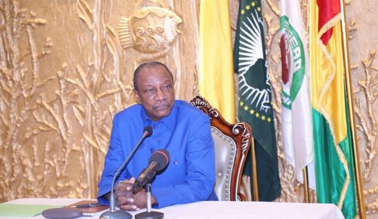 Palais Sékoutoureya : Tout le personnel “non essentiel” mis en congé…