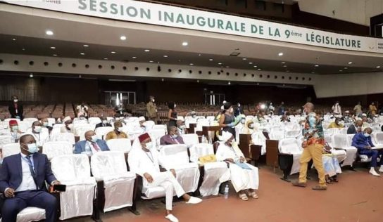 Guinée-Politique : Les Députés prorogent de 30 jours l’état d’urgence sanitaire