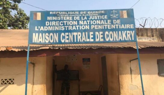 Maison centrale de Conakry: plus de 1800 détenus privés de tout mouvement