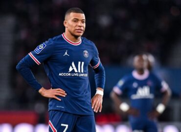 C’est confirmé, Kylian Mbappé dit non au Real Madrid et reste au PSG