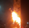 Kankan : les manifestants brûlent l’effigie du colonel Mamadi Doumbouya au rond-point Komarala loisirs