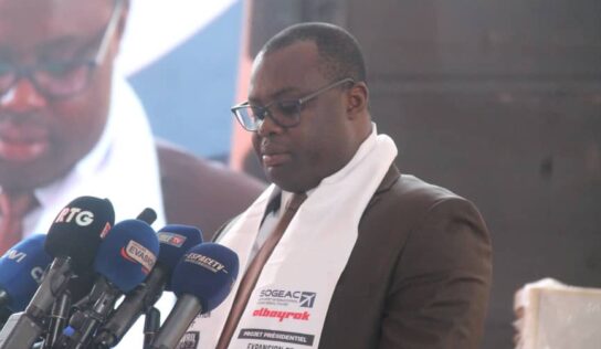 Dr Bernard Goumou officie la cérémonie de lancement des travaux d’expansion et de modernisation de l’aéroport de Conakry 