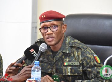 Pour assurer sa garde, le général de brigade Ibrahima Sory Bangoura Biss, ignore BATA 