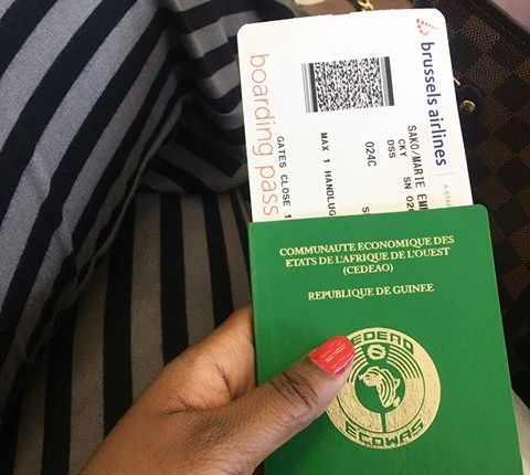 Un ressortissant chinois s’est retrouvé bloqué à l’aéroport de Sri Lanka avec un passeport guinéen 