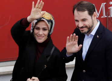 Les relais du conglomérat turc Albayrak auprès de Mamadi Doumbouya