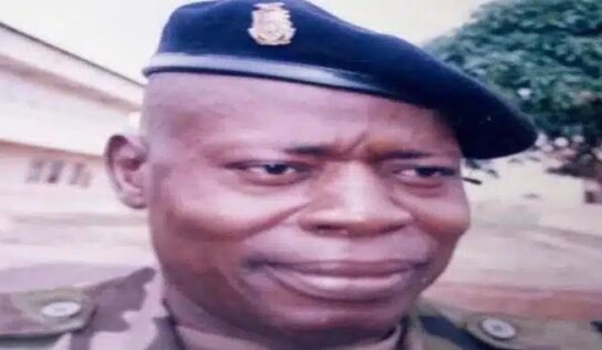 Pourquoi le préfet de Mali Lieutenant -colonel Manson Sangala camara a été arrêté et conduit en prison 