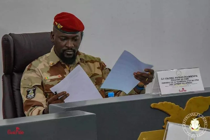 Financement: Cinq accords promulgués par le Gal. Doumbouya  (décret)