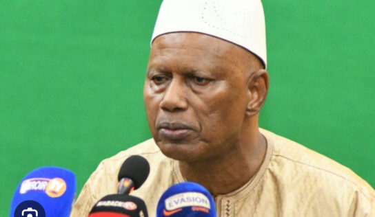 Fermeture de Depecheguinee.com : la main qui arme et celle qui tire