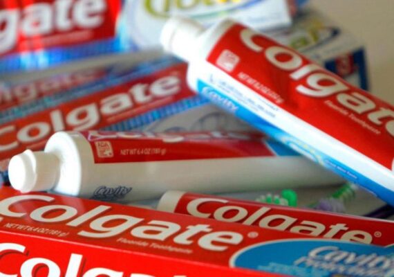 Contrefaçon : Colgate Palmolive fait tomber un réseau de 21 commerçants guinéens